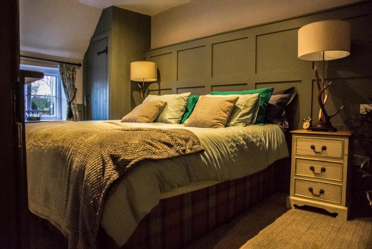 The Crown Inn Gayton  Pokoj fotografie